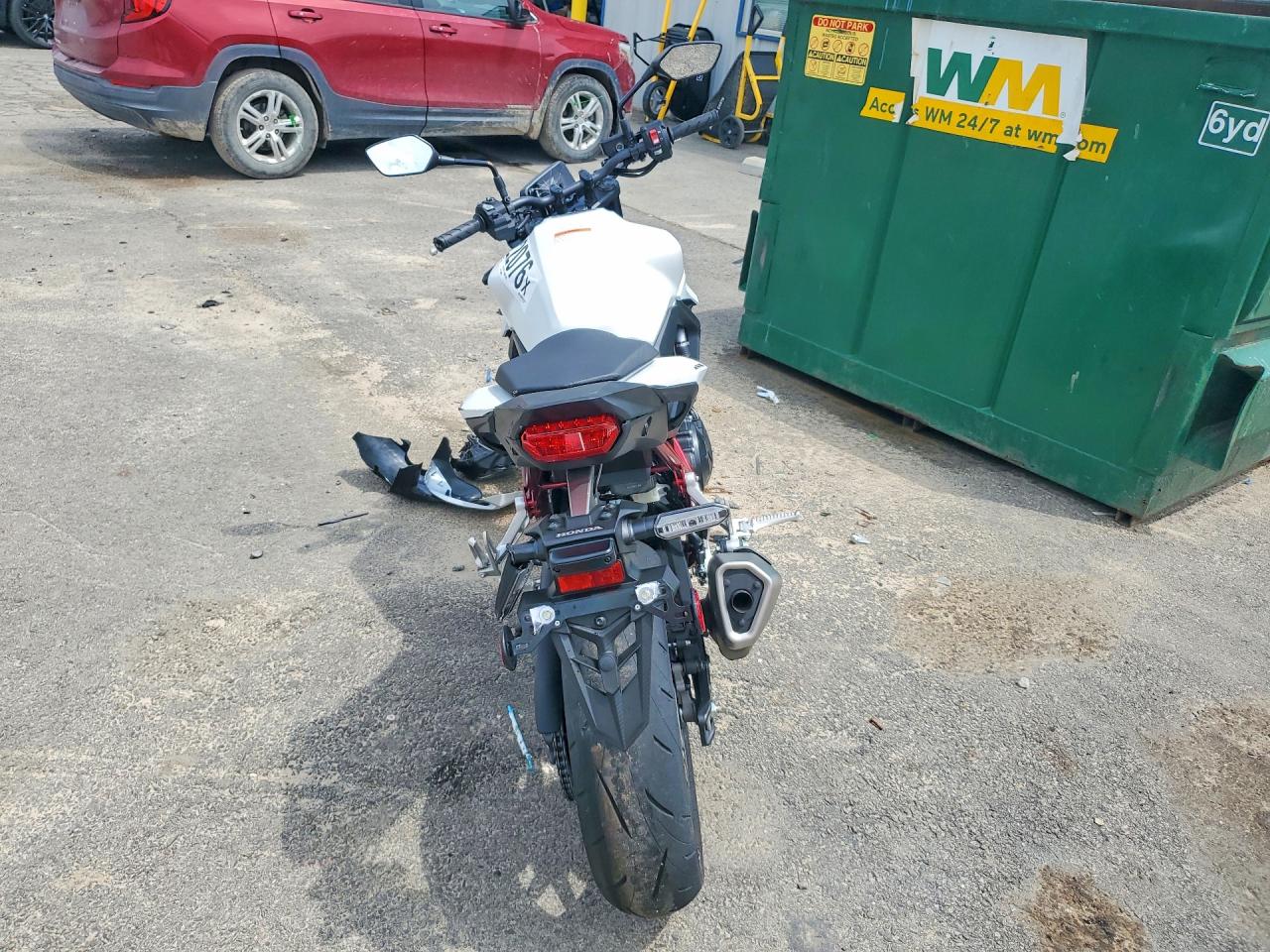 2025 HONDA CB750 A — снимка 4
