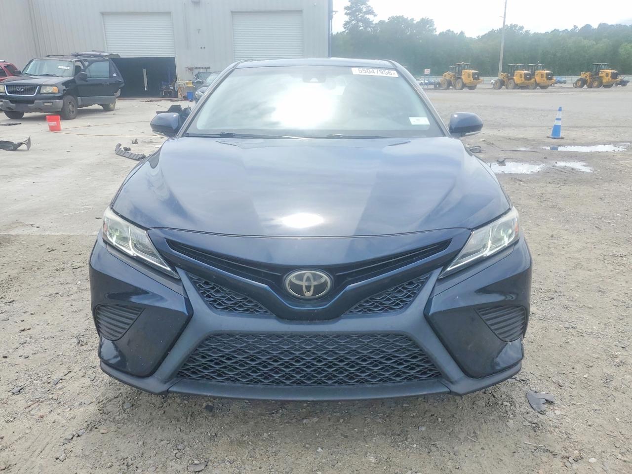2018 TOYOTA CAMRY SE — снимка 5