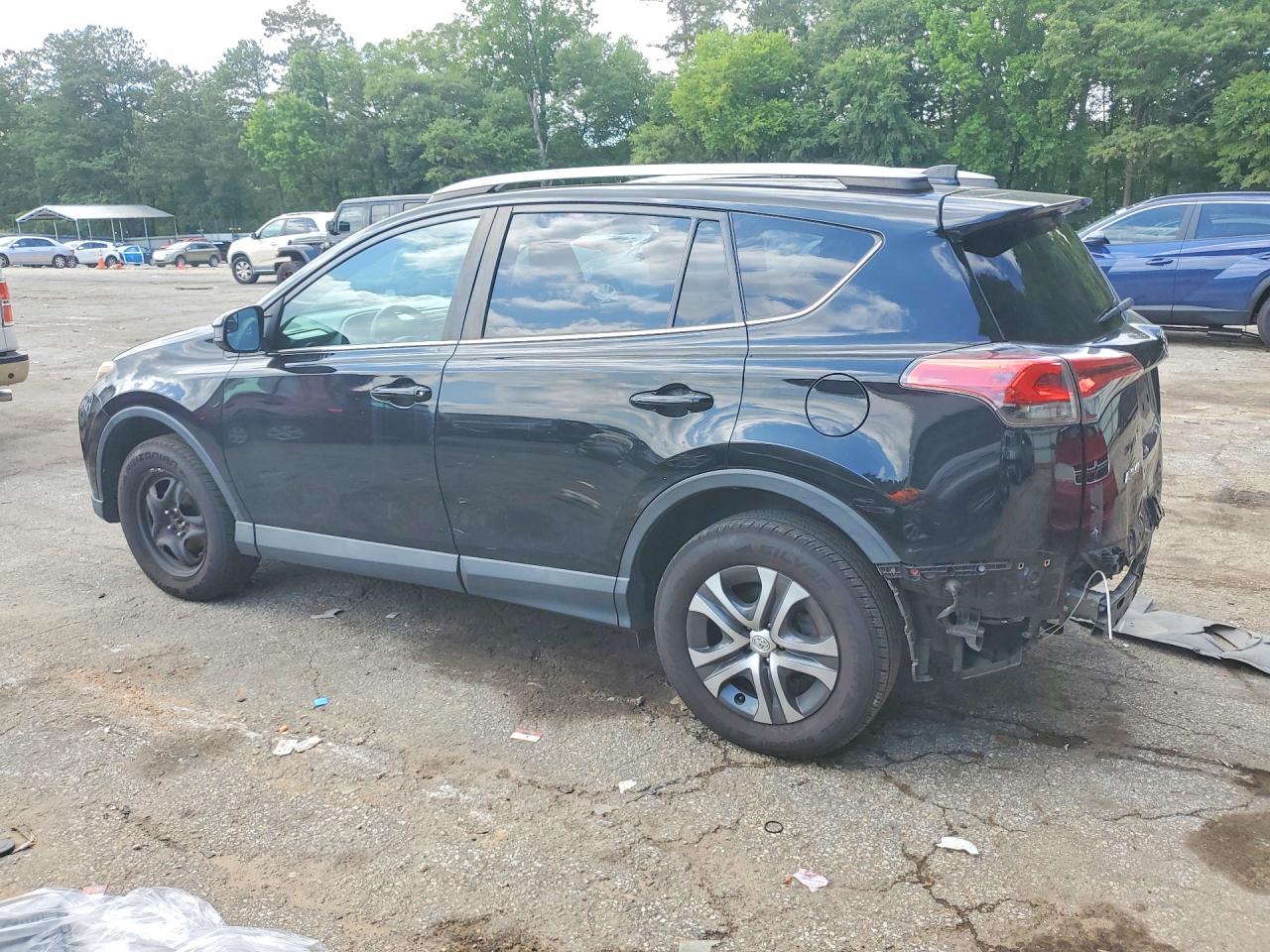 2018 TOYOTA RAV4 LE — снимка 2