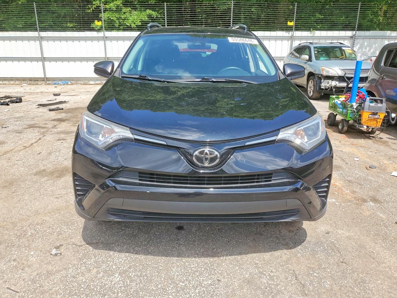 2018 TOYOTA RAV4 LE — снимка 5
