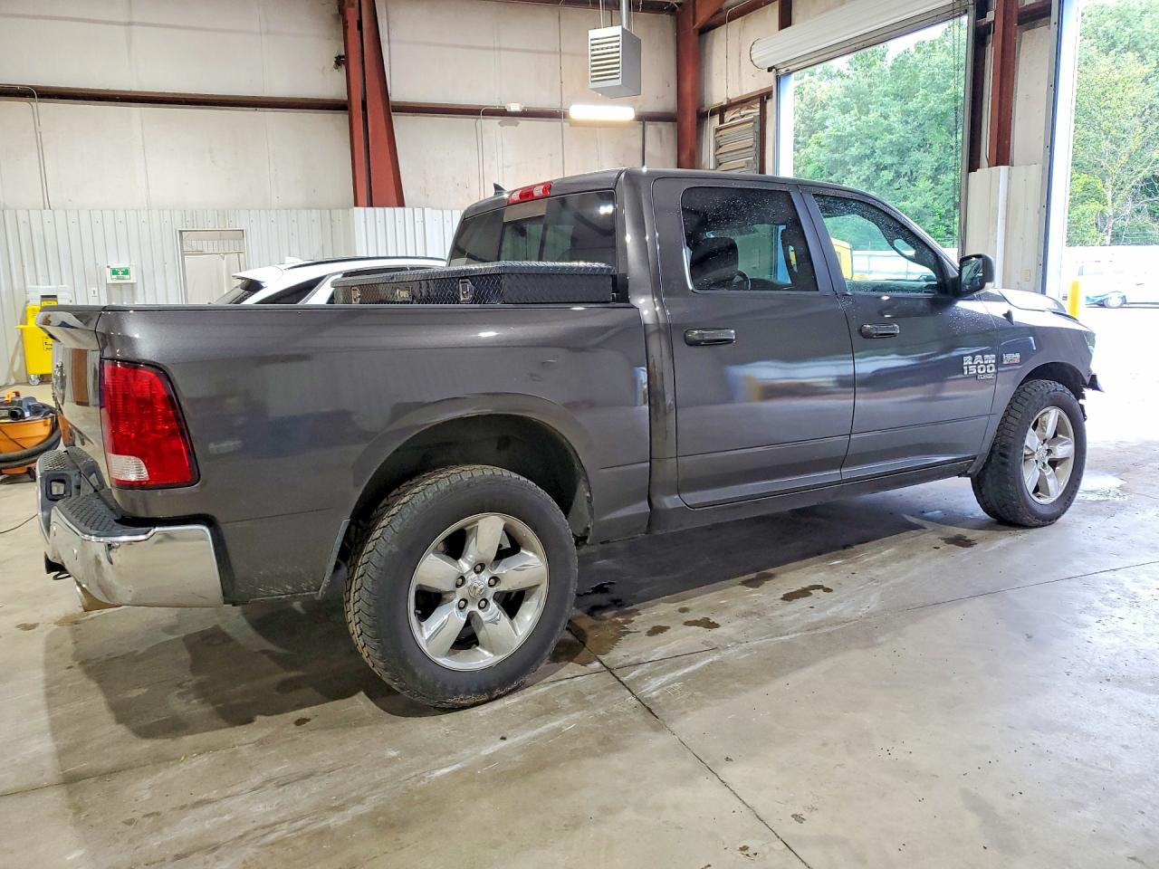 2019 RAM 1500 CLASSIC SLT — снимка 3