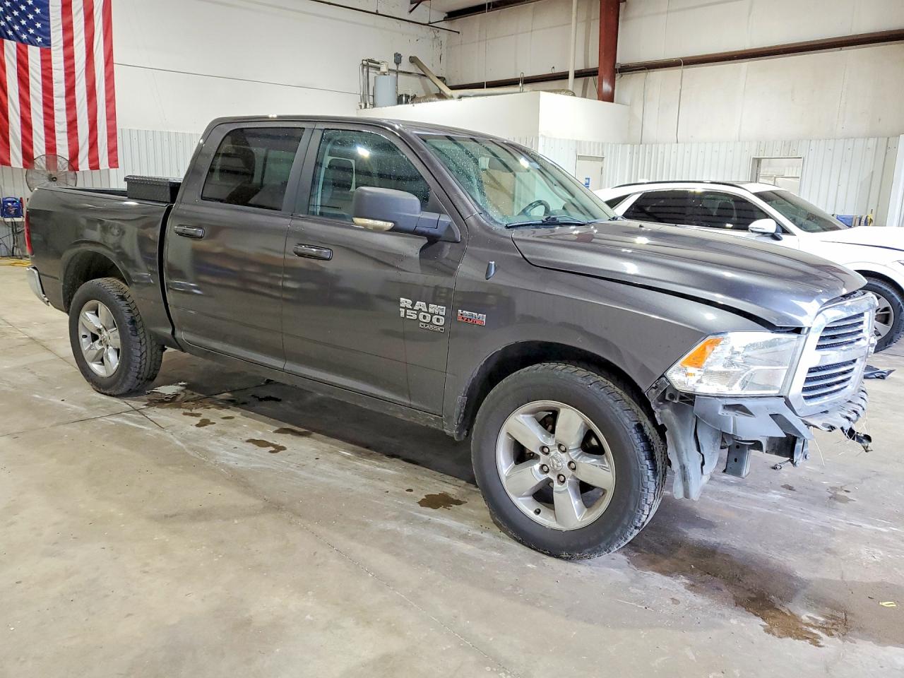 2019 RAM 1500 CLASSIC SLT — снимка 4
