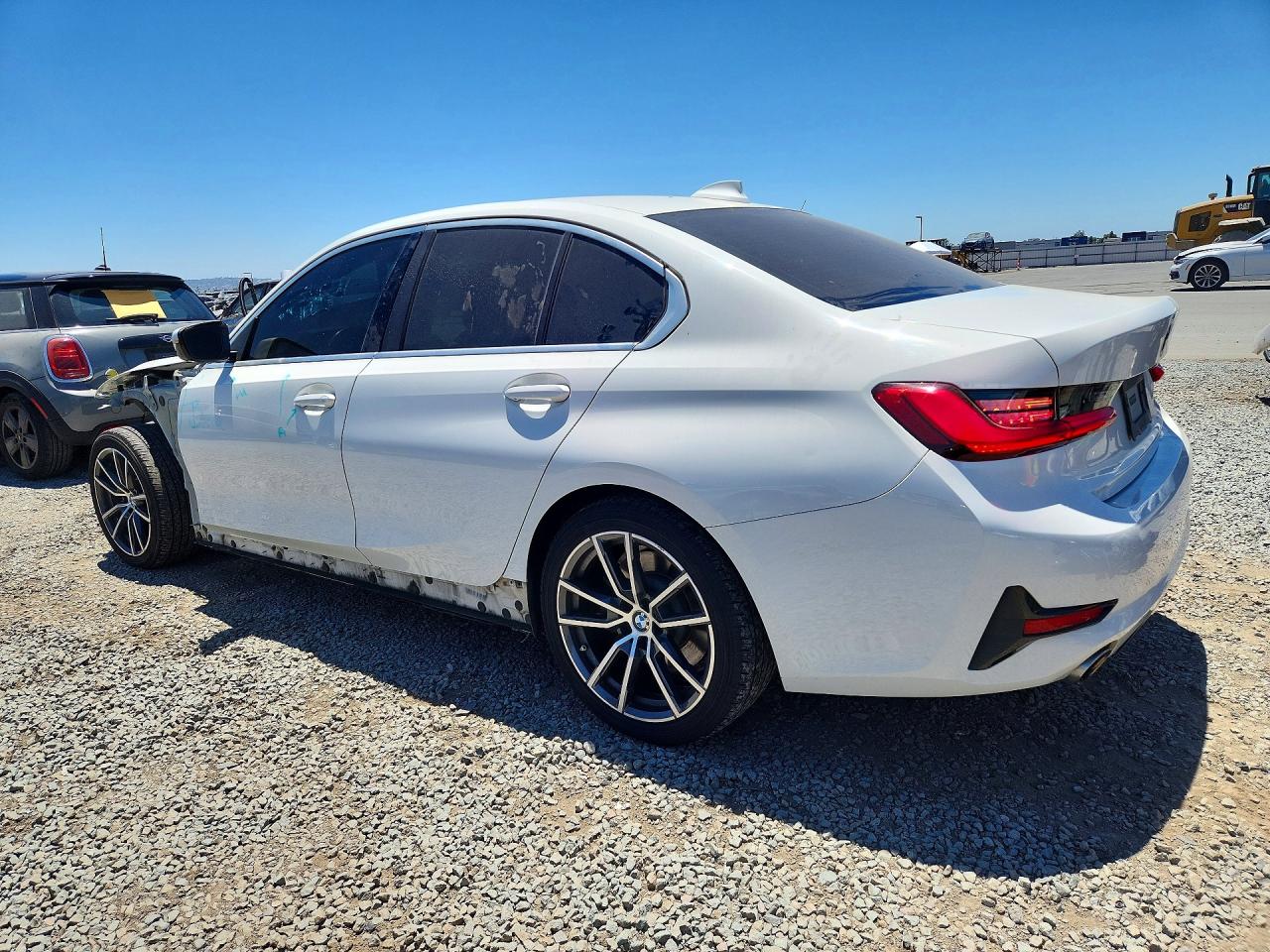 2020 BMW 330I — снимка 2