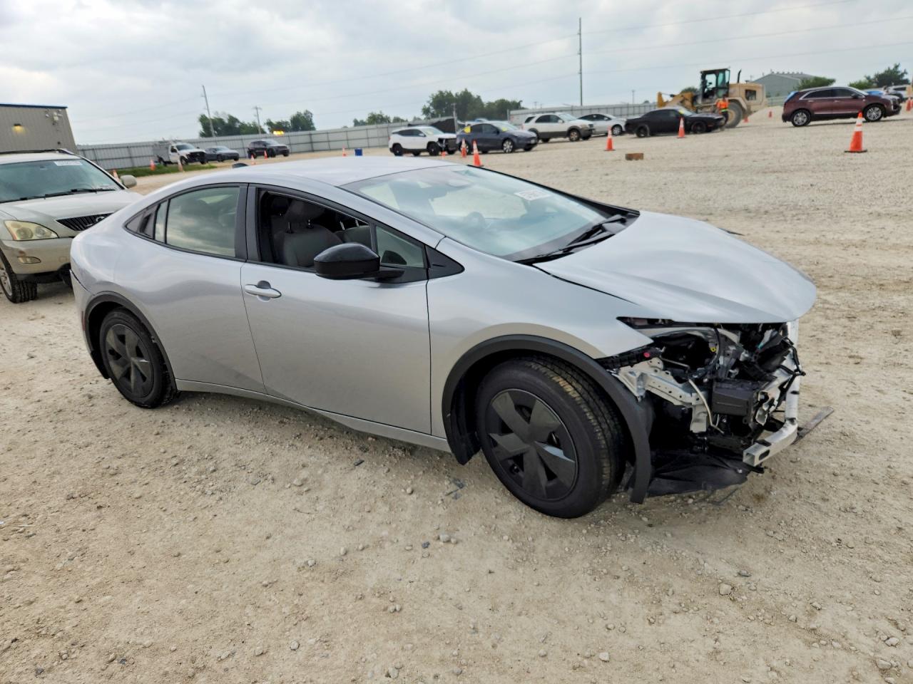 2026 TOYOTA PRIUS LE — снимка 4