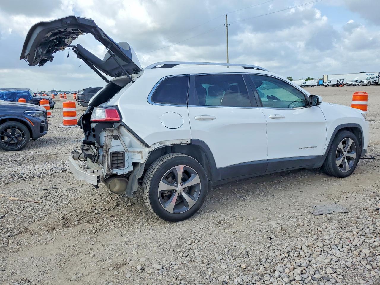 2019 JEEP CHEROKEE LIMITED — снимка 3