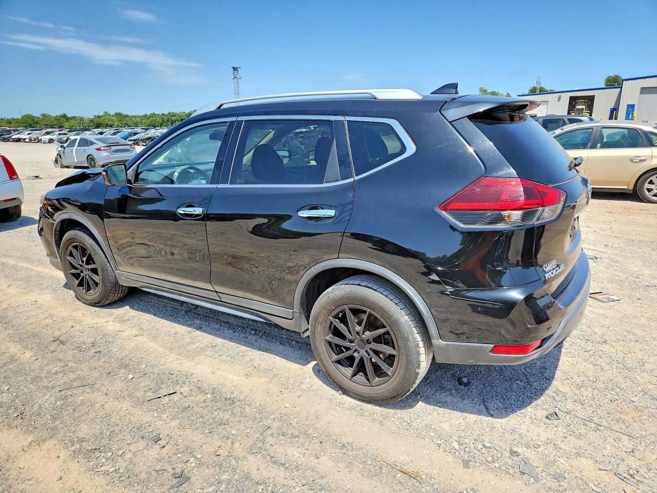 2019 NISSAN ROGUE — снимка 2