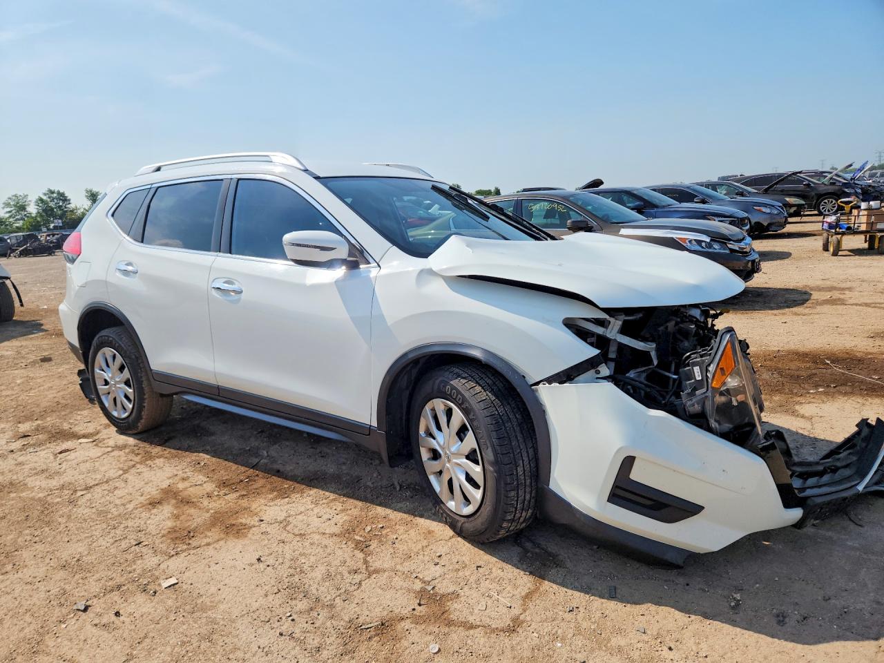 2017 NISSAN ROGUE S — снимка 4