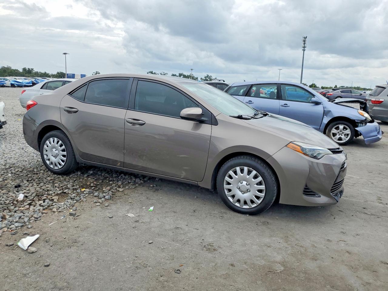 2019 TOYOTA COROLLA LE — снимка 4
