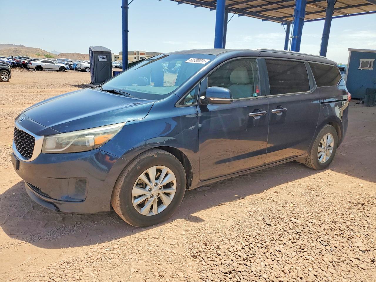2016 KIA SEDONA LX