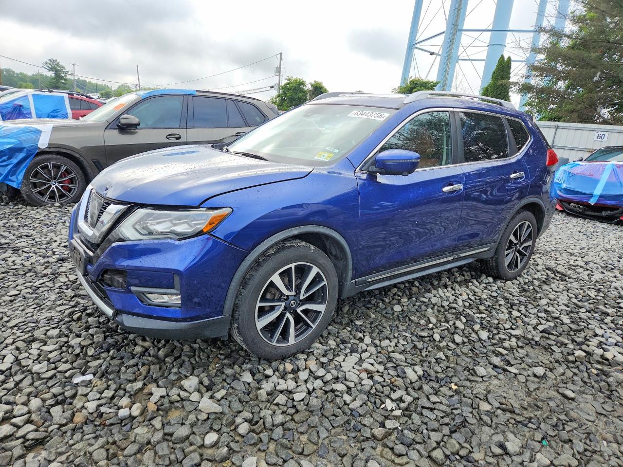 2017 NISSAN ROGUE SL