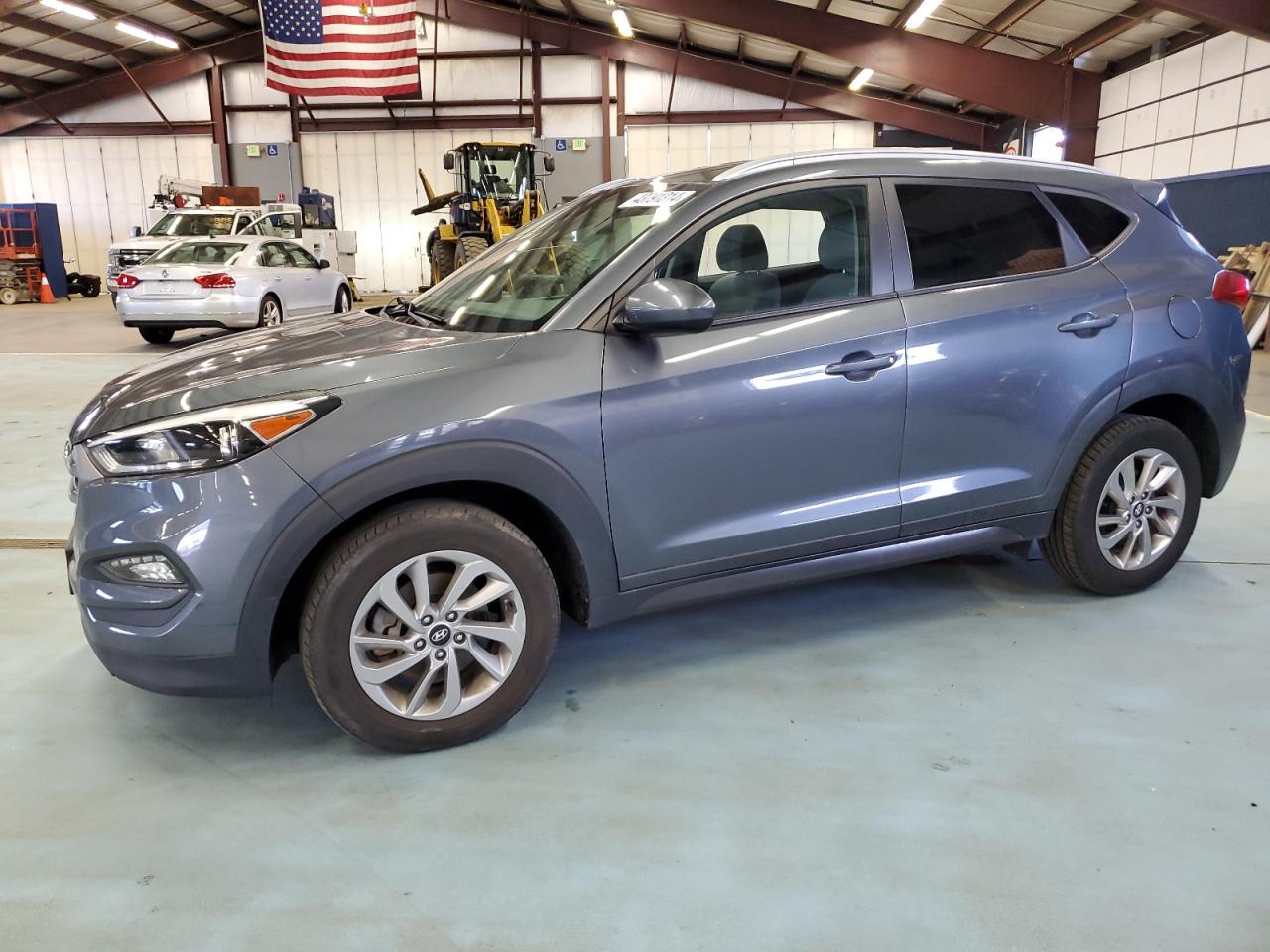 2016 HYUNDAI TUCSON SE