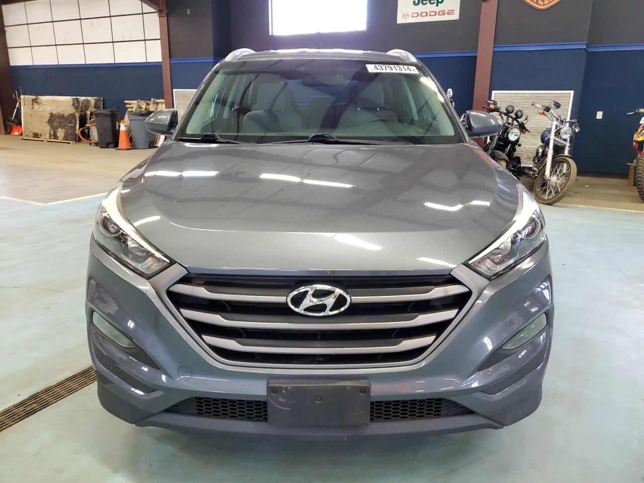 2016 HYUNDAI TUCSON SE — снимка 5