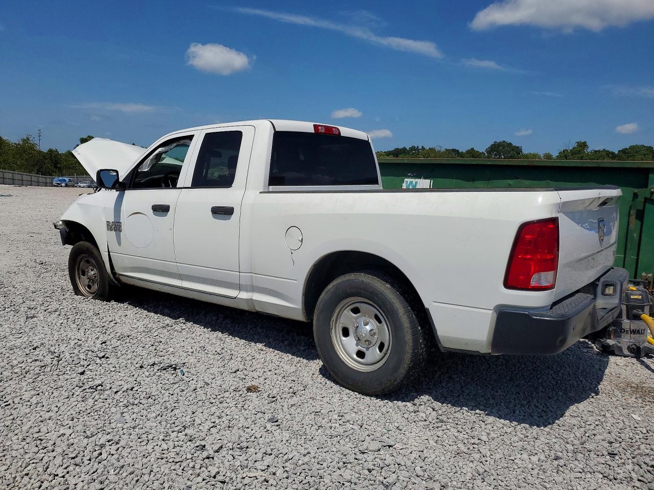 2018 RAM 1500 ST — снимка 2