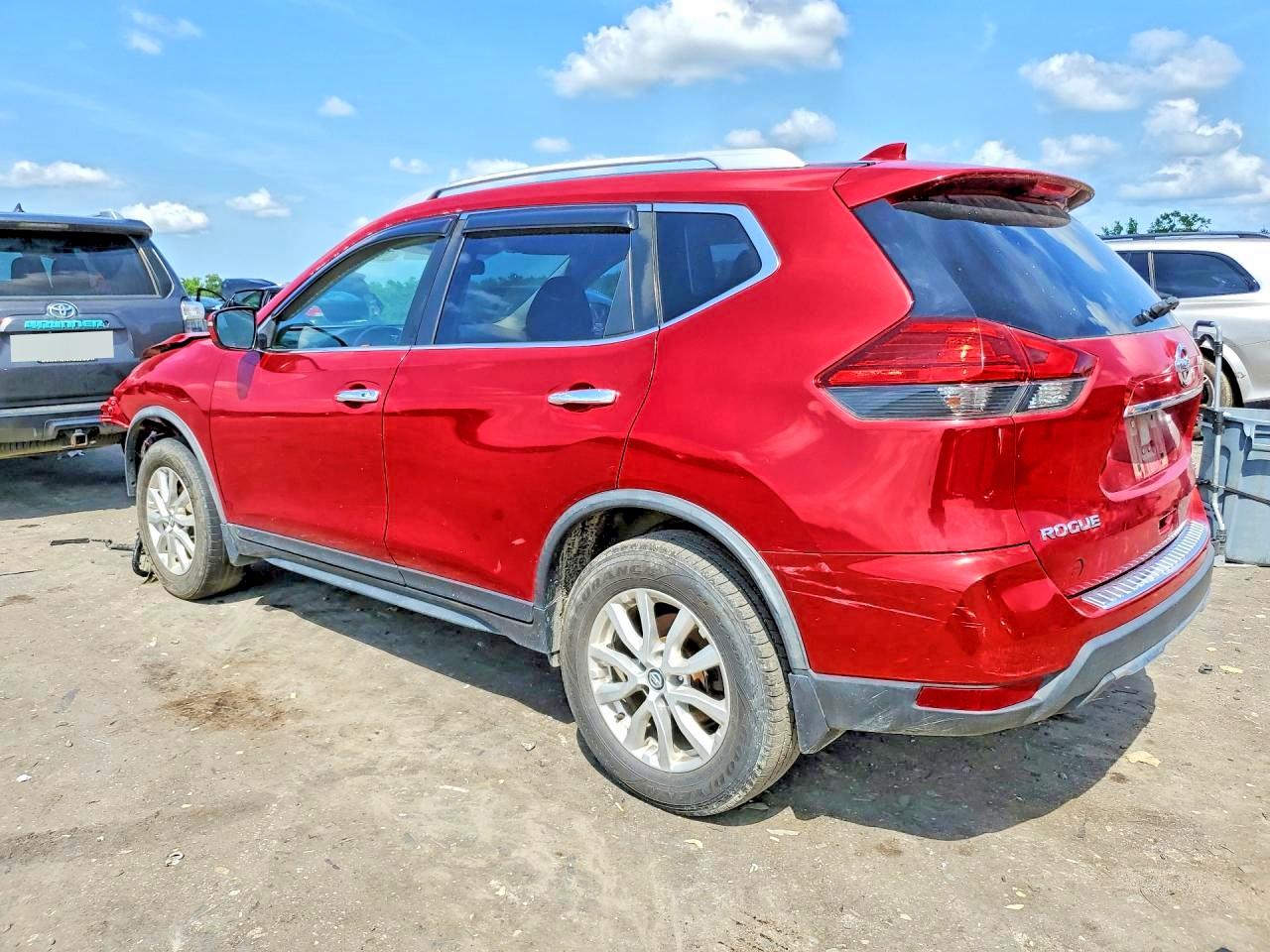 2017 NISSAN ROGUE SV — снимка 2