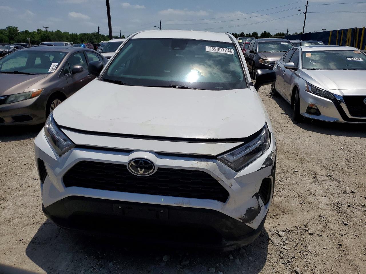 2025 TOYOTA RAV4 LE — снимка 5