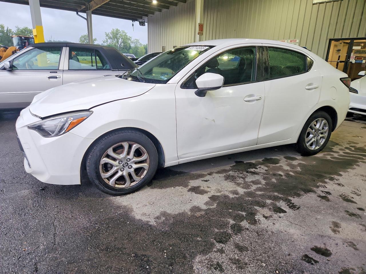 2018 TOYOTA YARIS IA BASE
