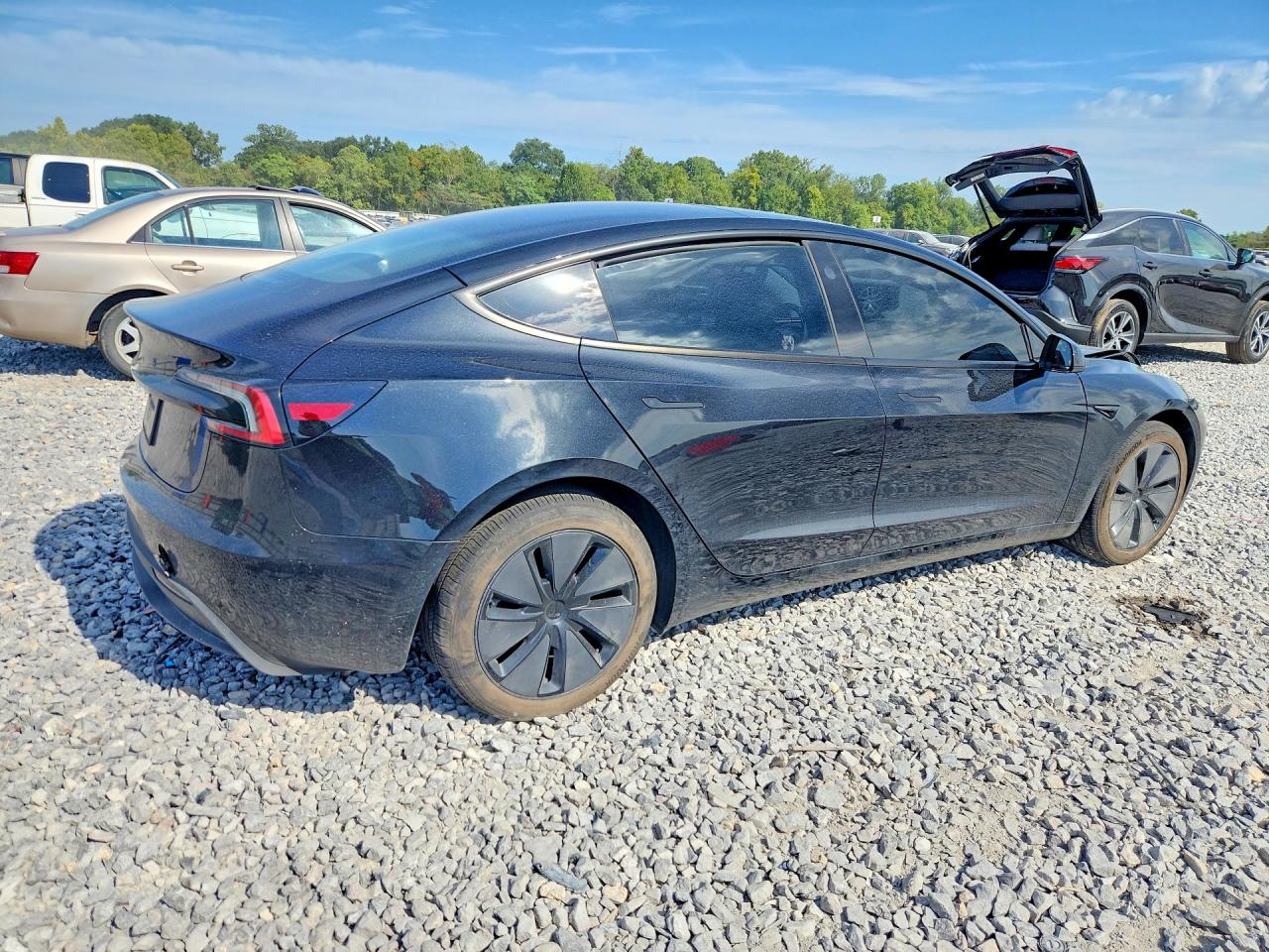 2025 TESLA MODEL 3 — снимка 3