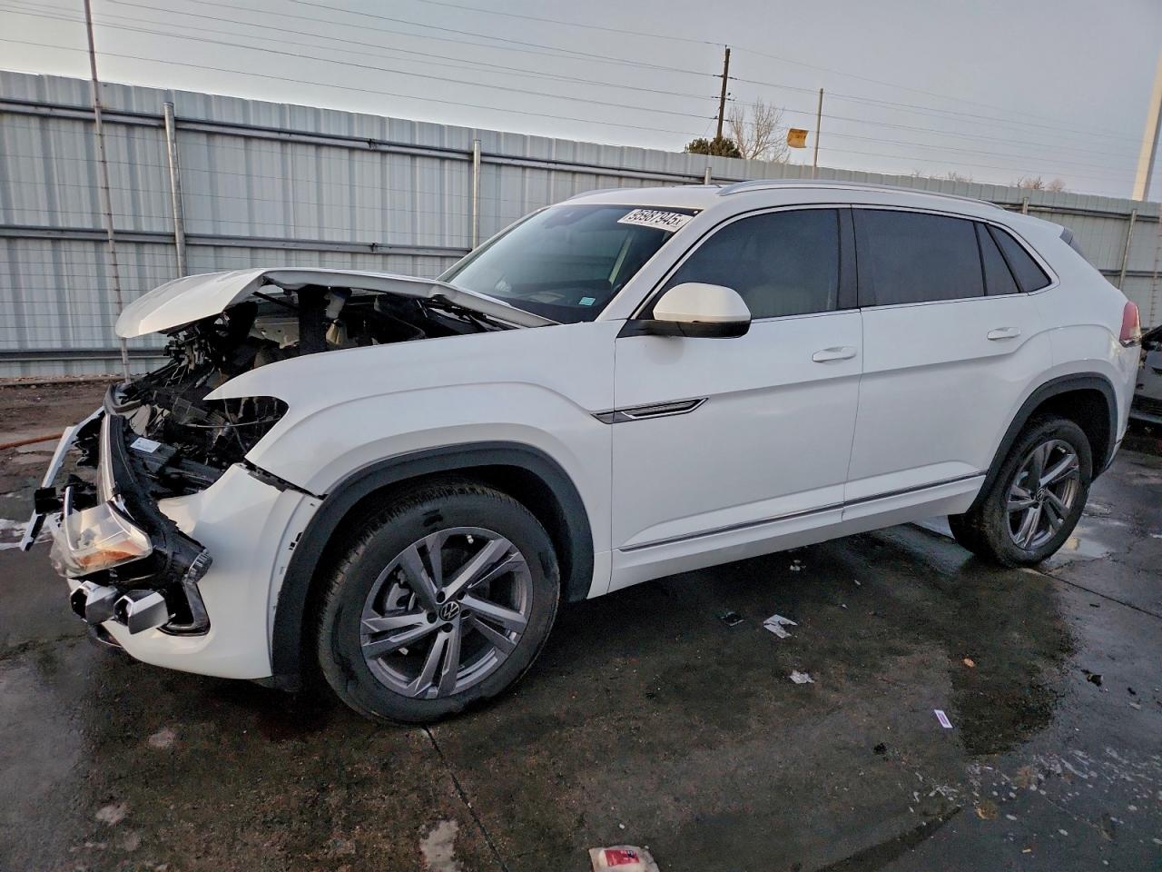 2024 VOLKSWAGEN ATLAS CROSS SPORT SEL R-LINE