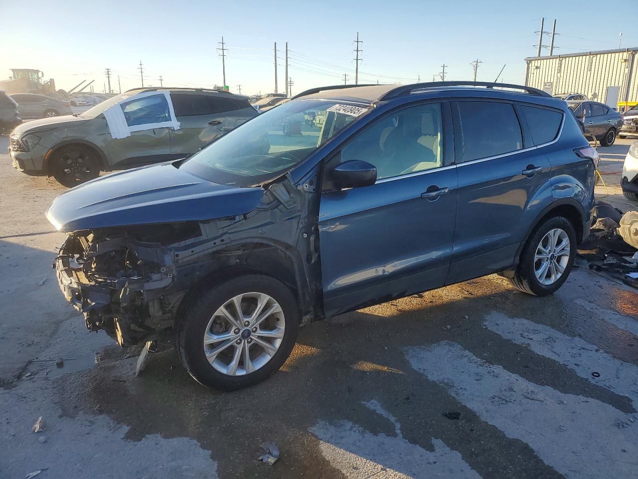 2018 FORD ESCAPE SE
