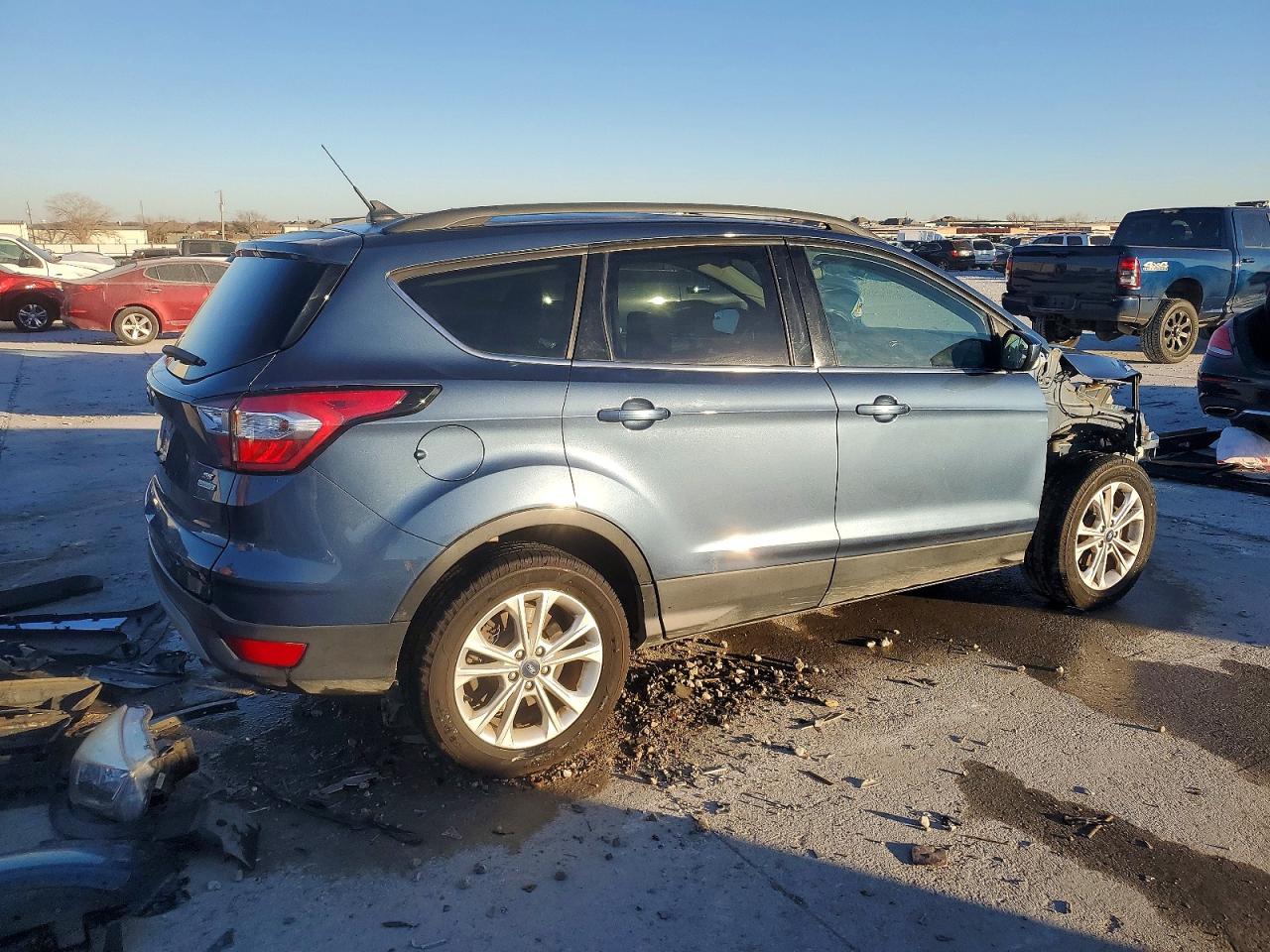 2018 FORD ESCAPE SE — снимка 3