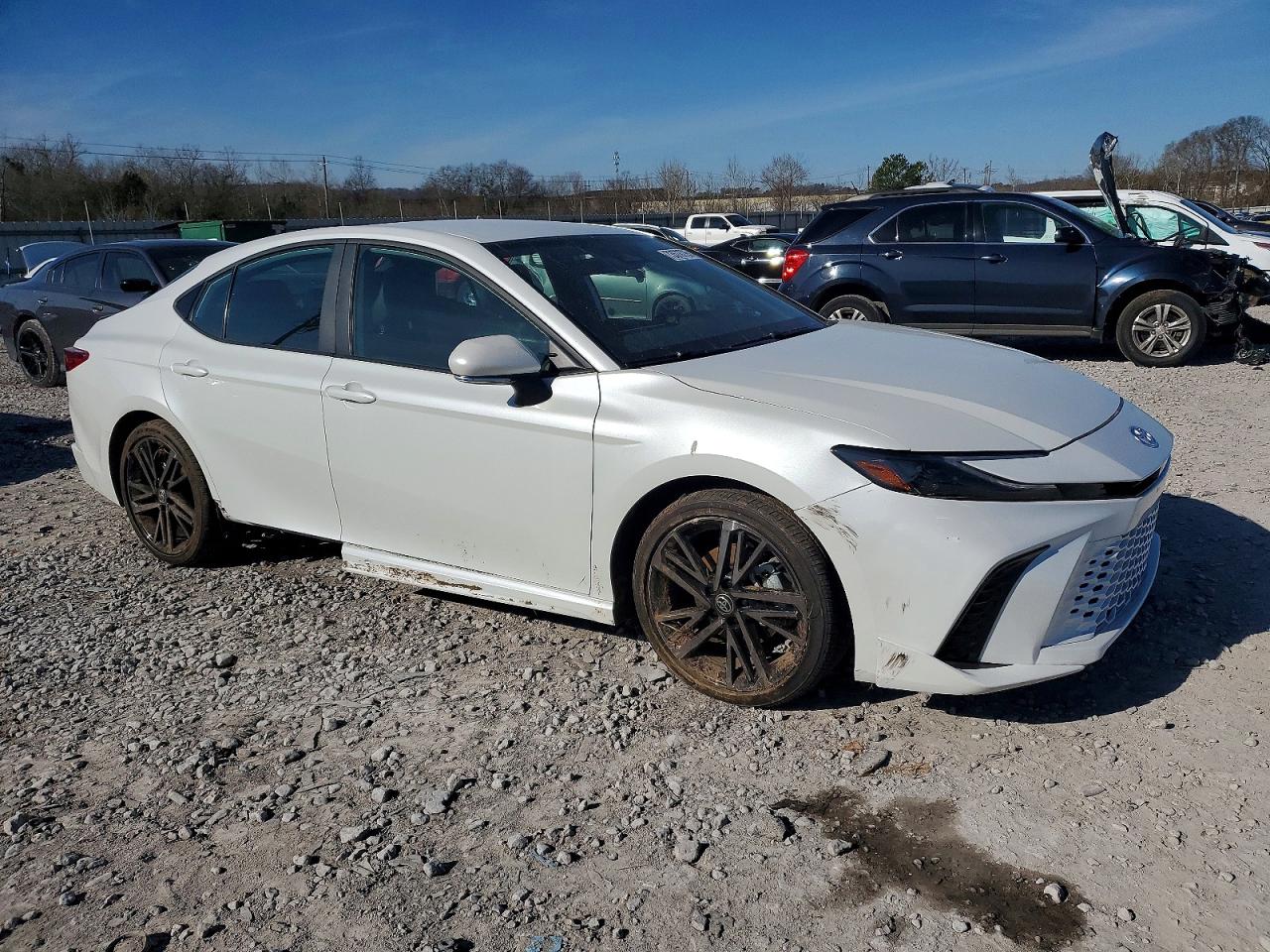 2025 TOYOTA CAMRY XSE — снимка 4