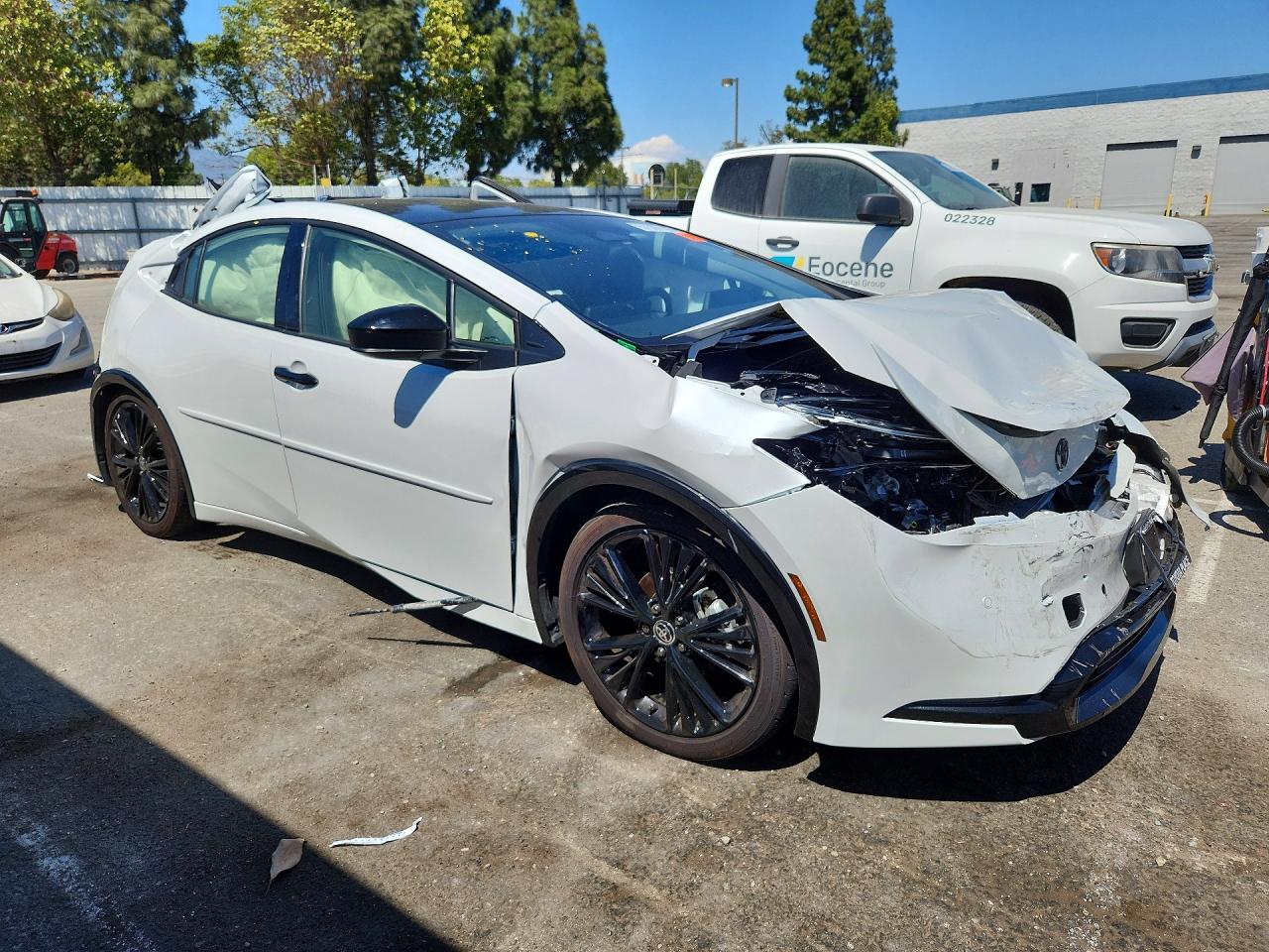 2026 TOYOTA PRIUS NIGHTSHADE — снимка 4