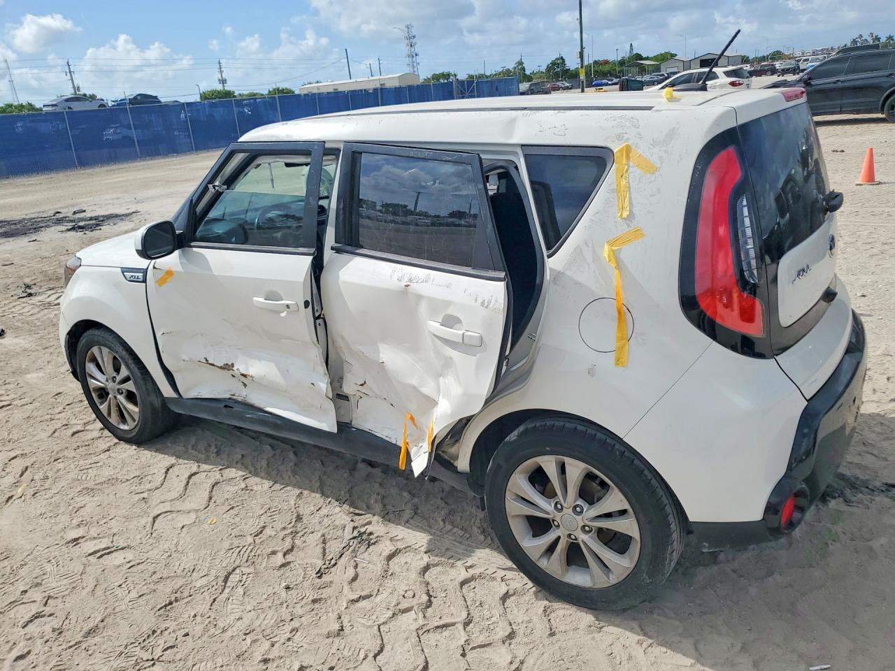 2016 KIA SOUL + — снимка 2
