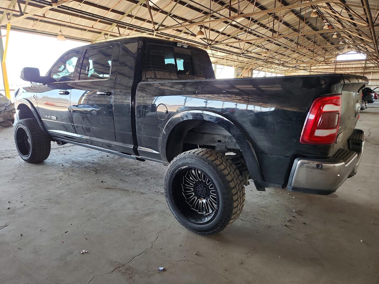 2020 RAM 2500 LONGHORN — снимка 2
