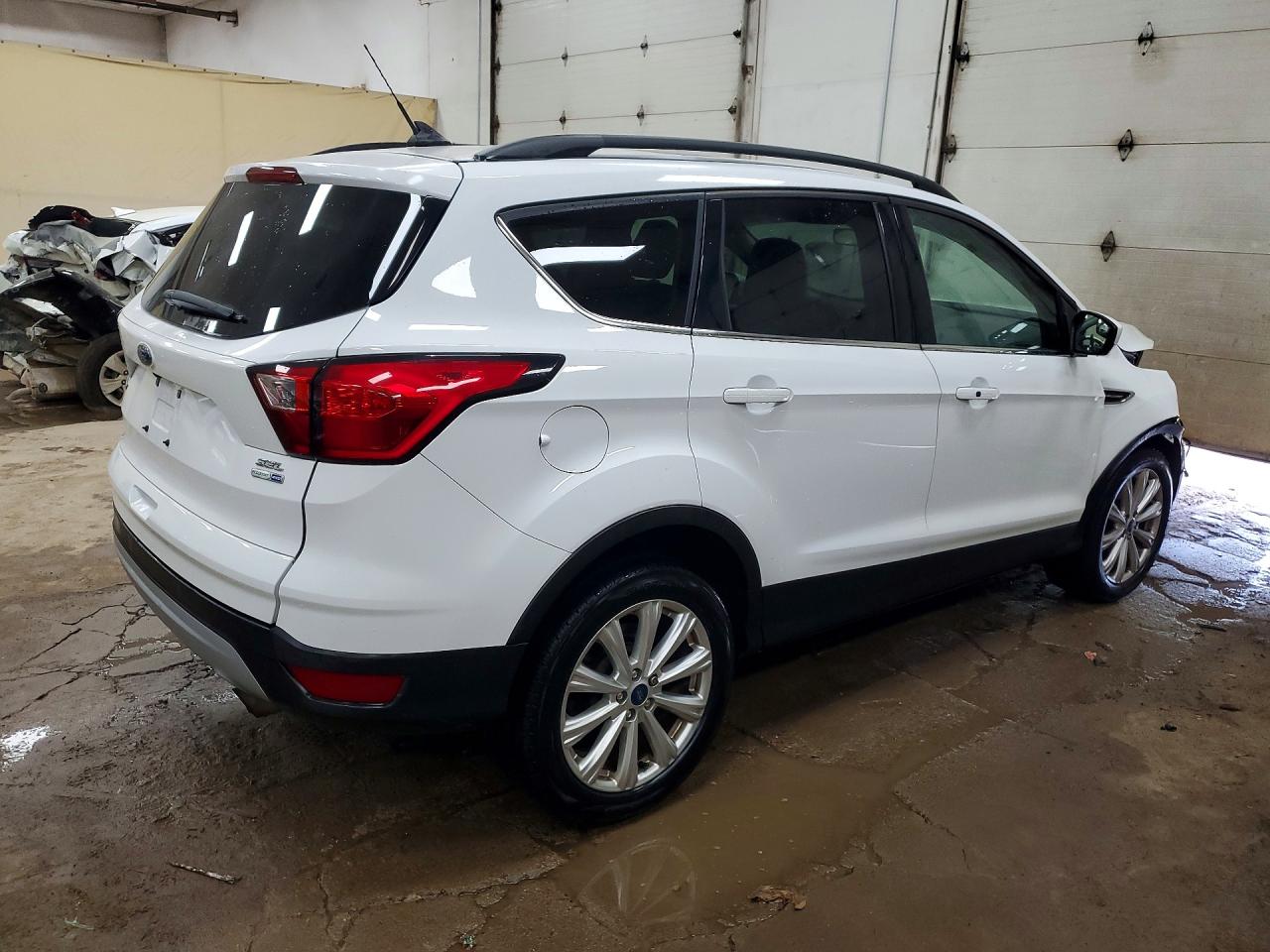 2019 FORD ESCAPE SEL — снимка 3