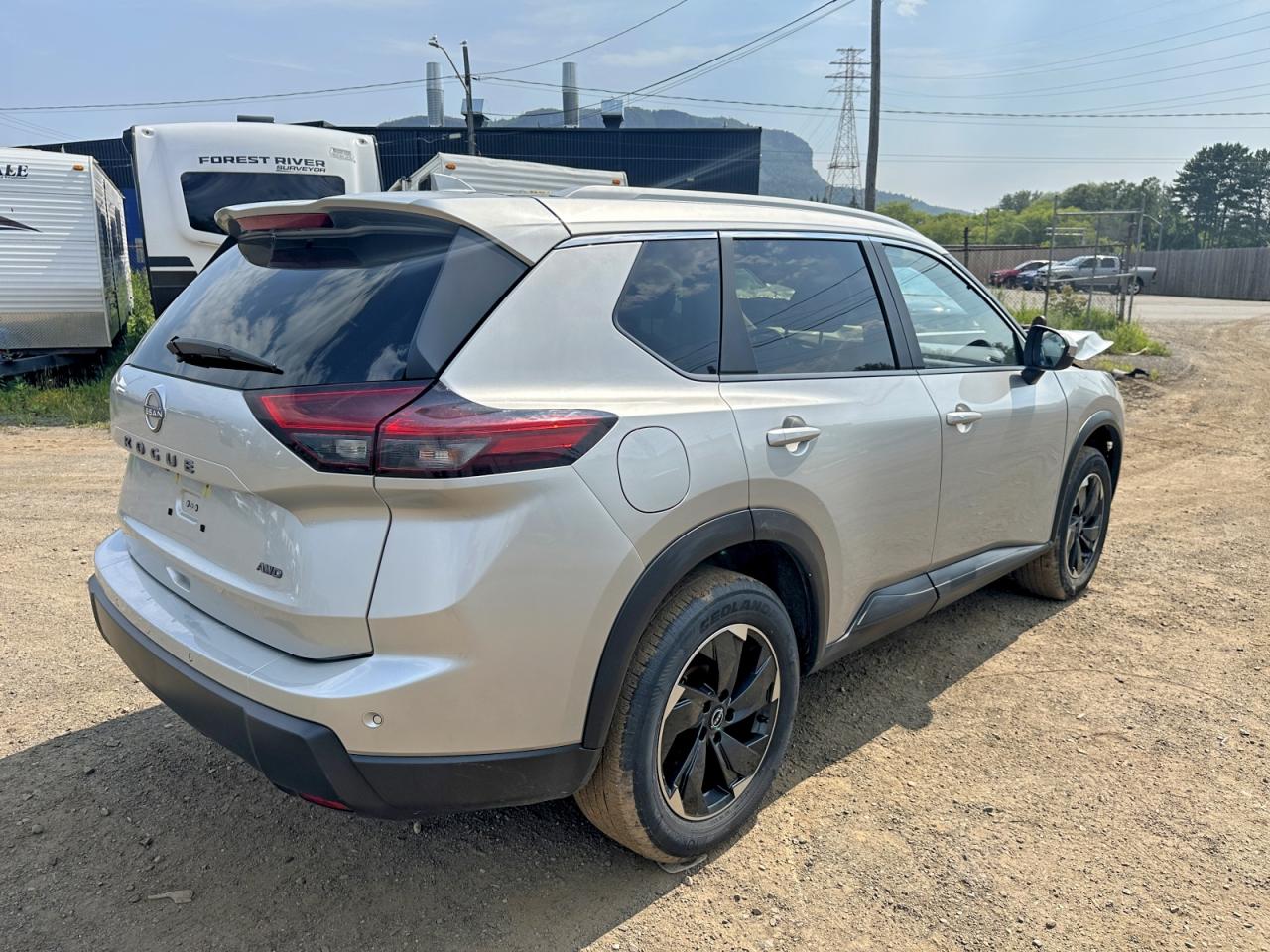 2025 NISSAN ROGUE SV — снимка 3