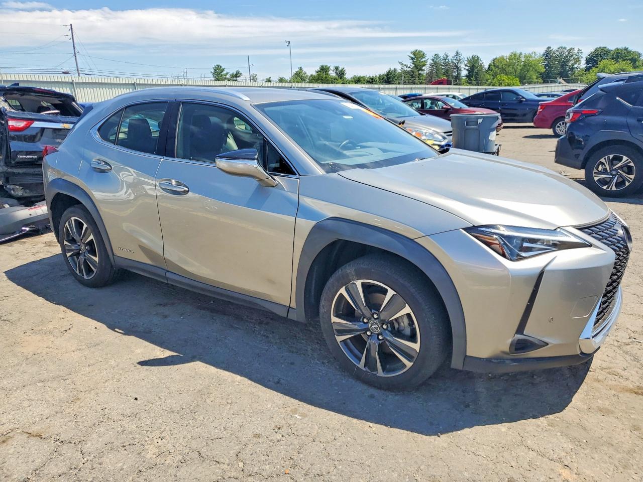 2021 LEXUS UX 250H — снимка 4