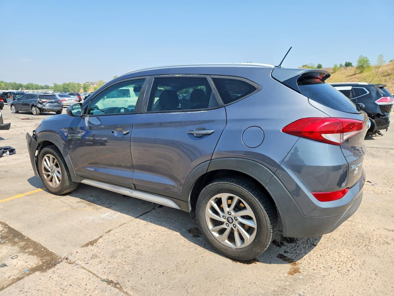 2017 HYUNDAI TUCSON SE — снимка 2