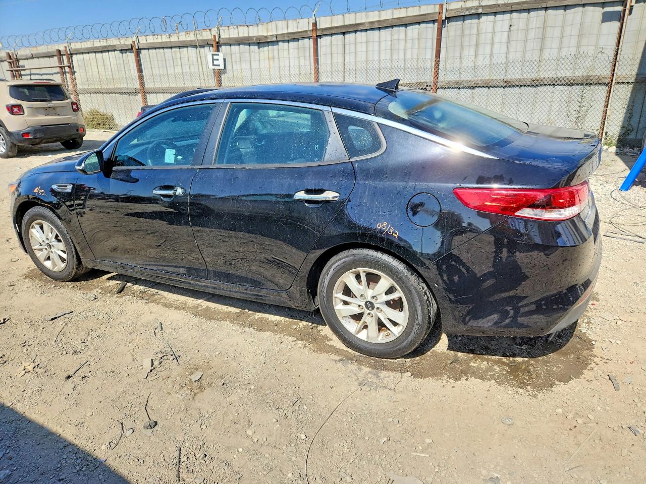 2016 KIA OPTIMA LX — снимка 2