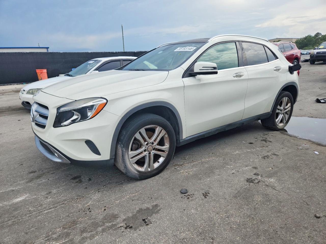 2016 MERCEDES-BENZ GLA 250 4MATIC