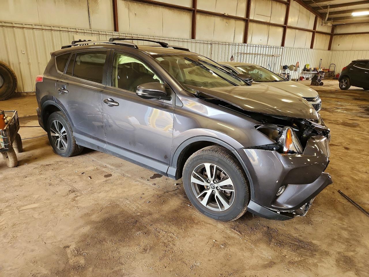 2017 TOYOTA RAV4 XLE — снимка 4