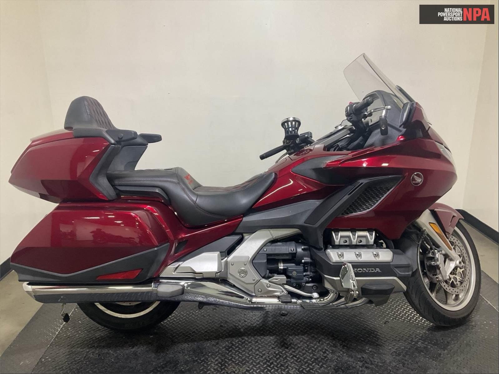 2018 HONDA GL1800 GOLDWING TOUR (RED)