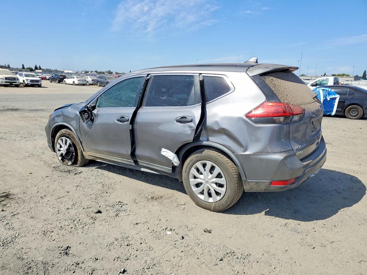 2017 NISSAN ROGUE S — снимка 2