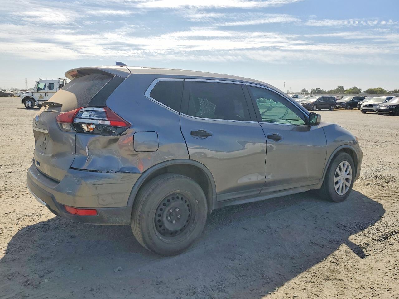 2017 NISSAN ROGUE S — снимка 3