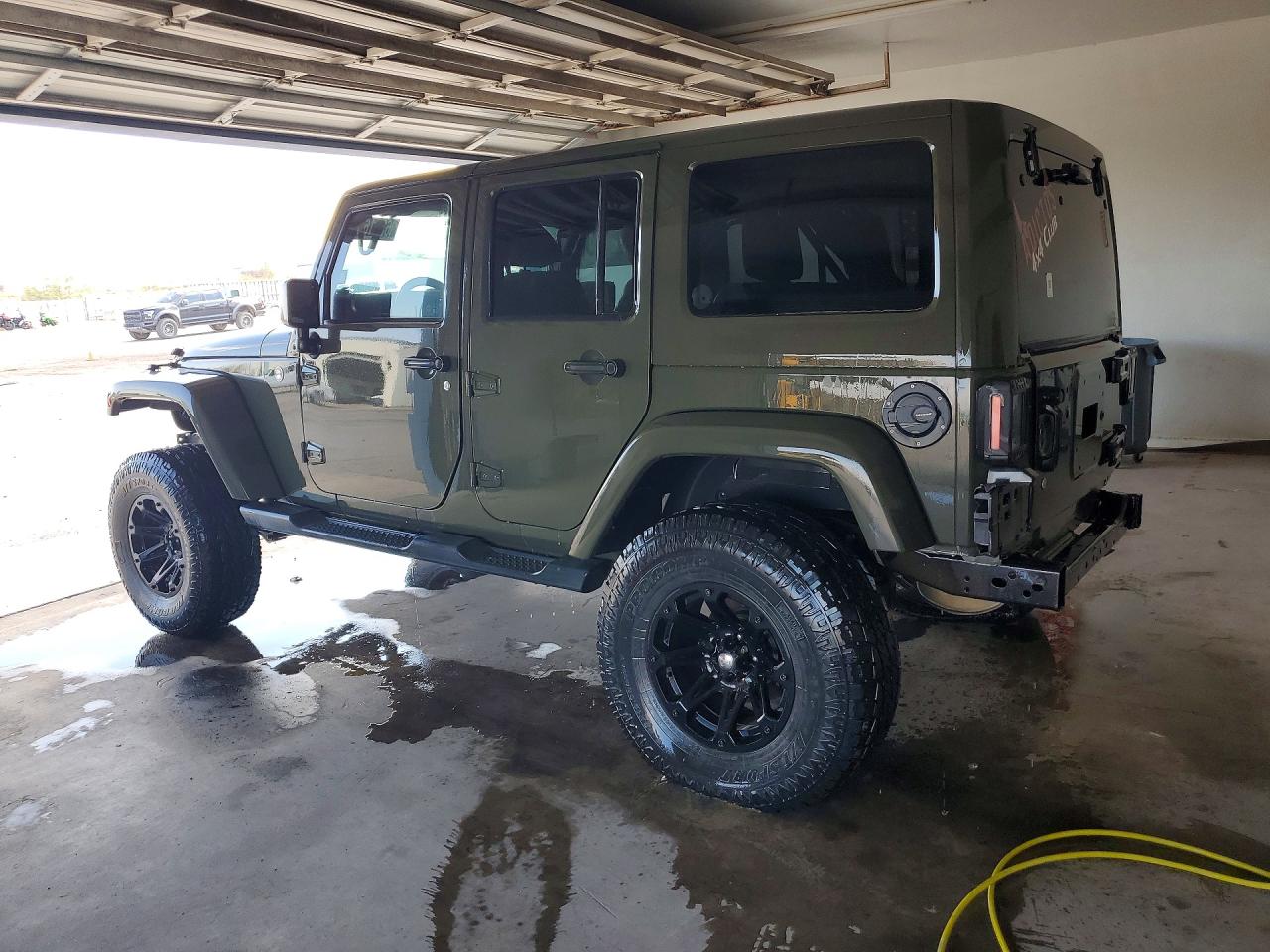 2015 JEEP WRANGLER UNLIMITED SAHARA — снимка 2
