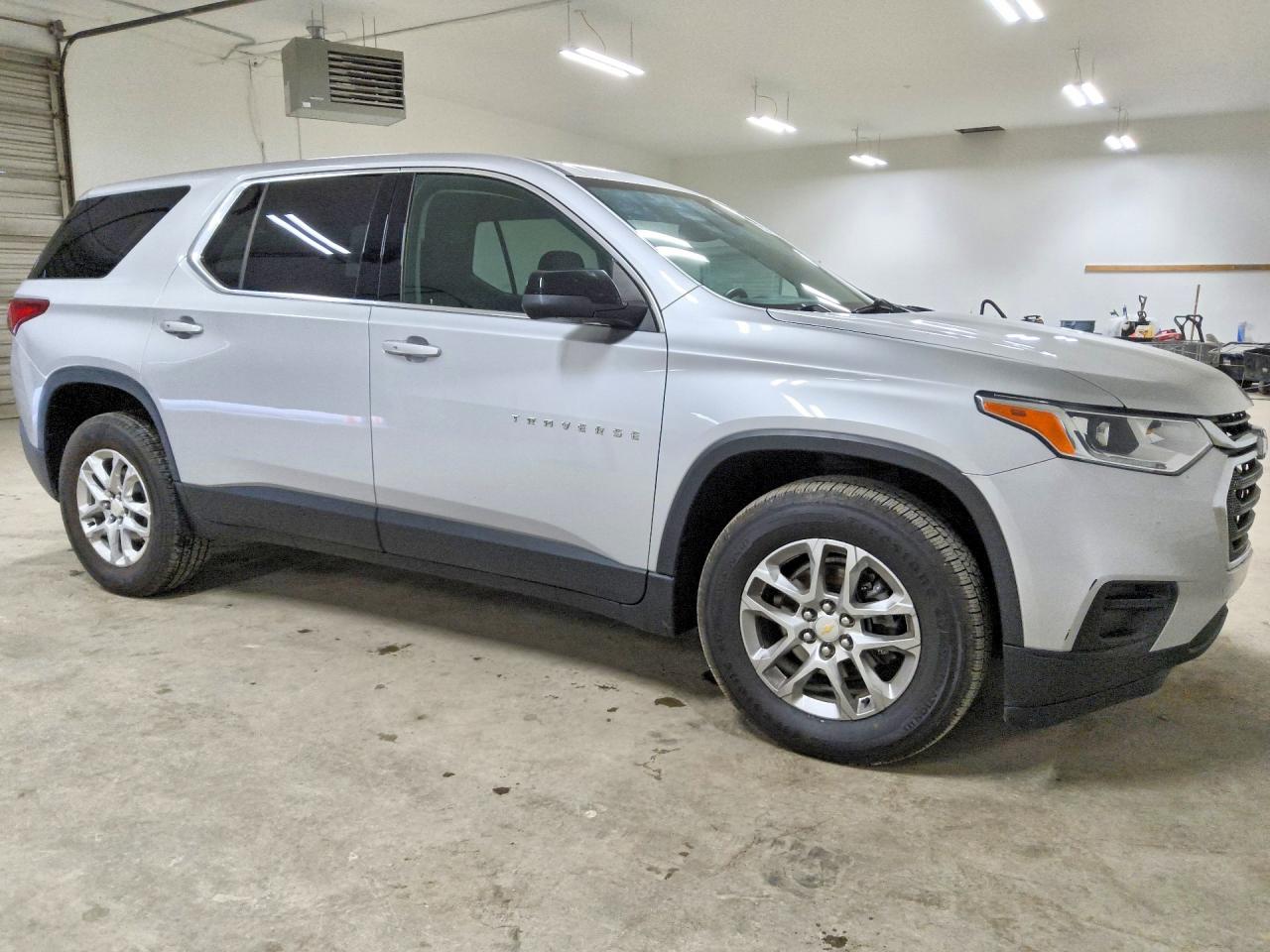 2021 CHEVROLET TRAVERSE LS — снимка 4