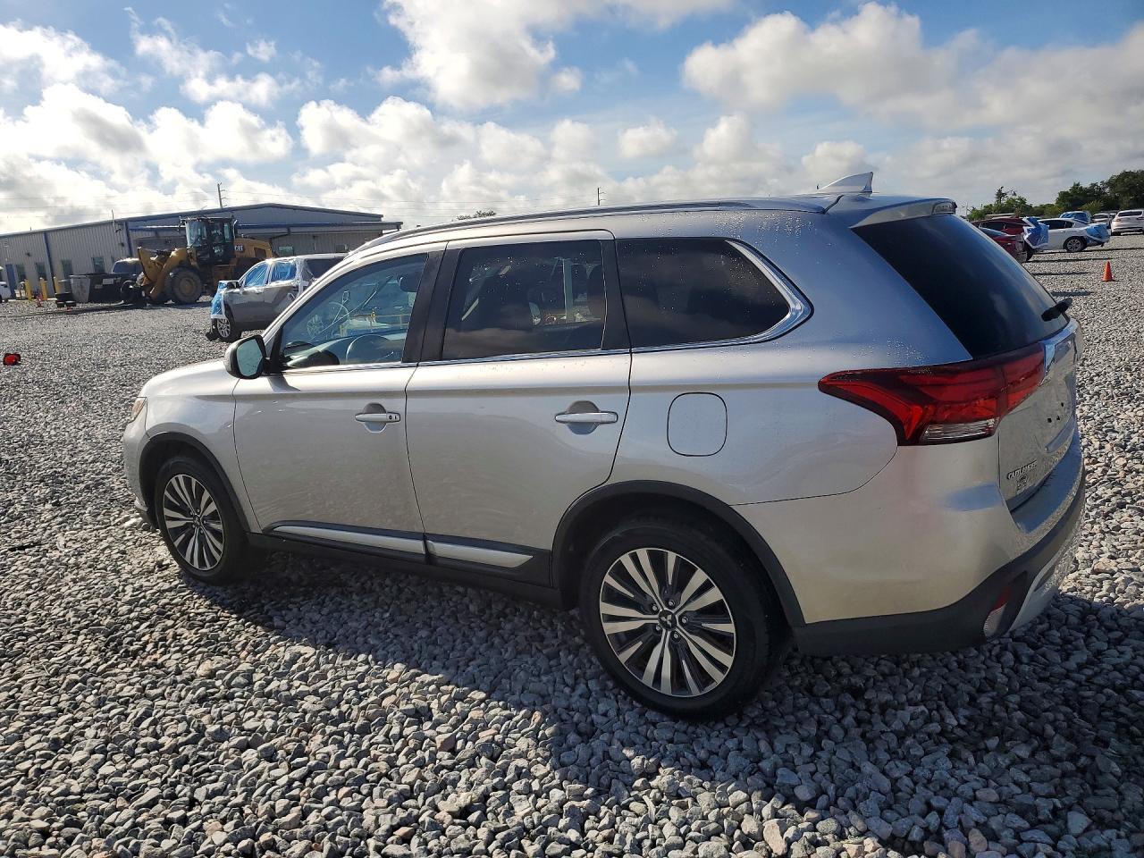 2020 MITSUBISHI OUTLANDER SE — снимка 2