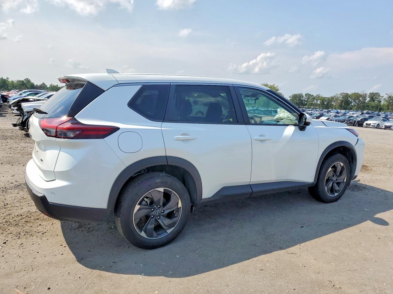 2025 NISSAN ROGUE SV — снимка 3