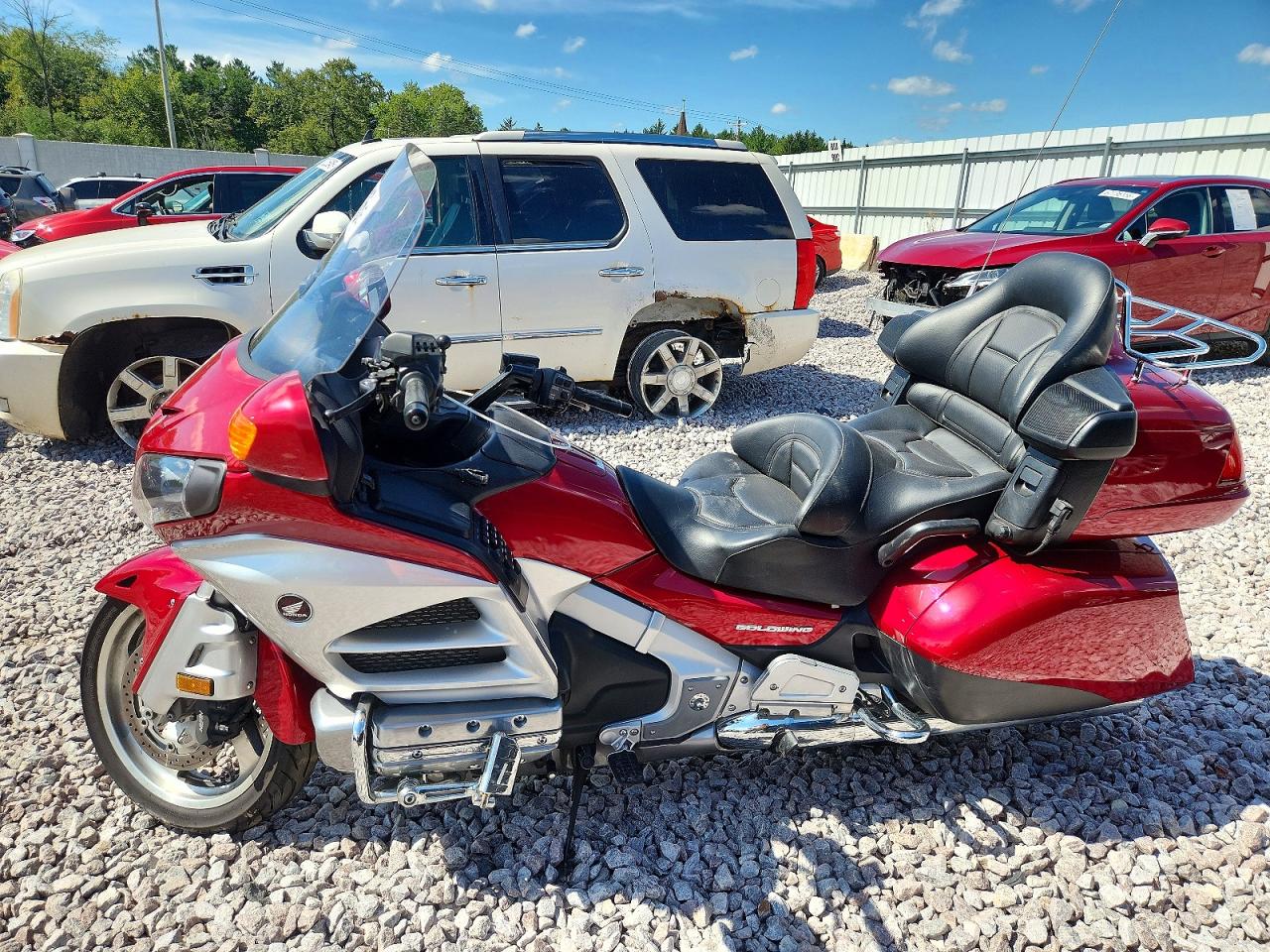 2024 HONDA GL1800 — снимка 3