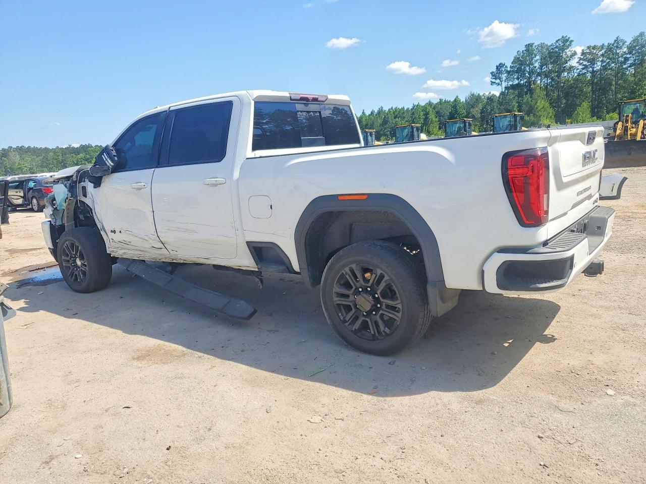 2022 GMC SIERRA K2500 AT4 — снимка 2