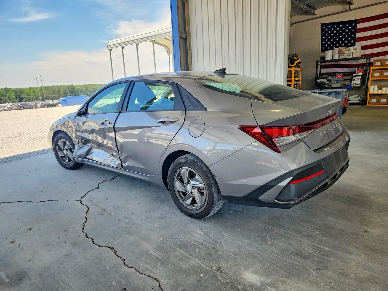 2024 HYUNDAI ELANTRA SE — снимка 2