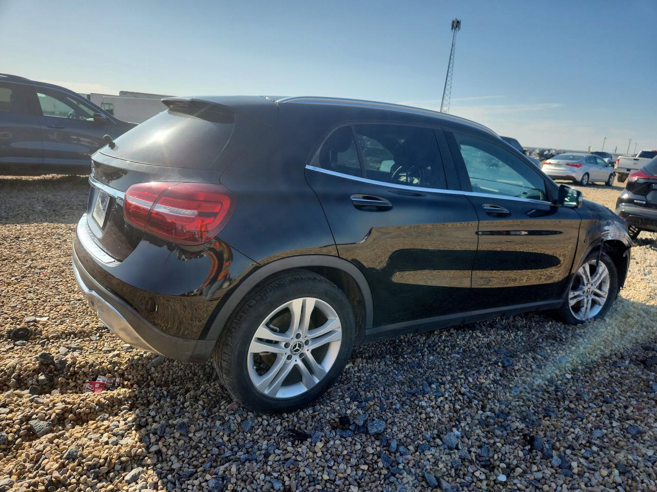 2020 MERCEDES-BENZ GLA 250 — снимка 3