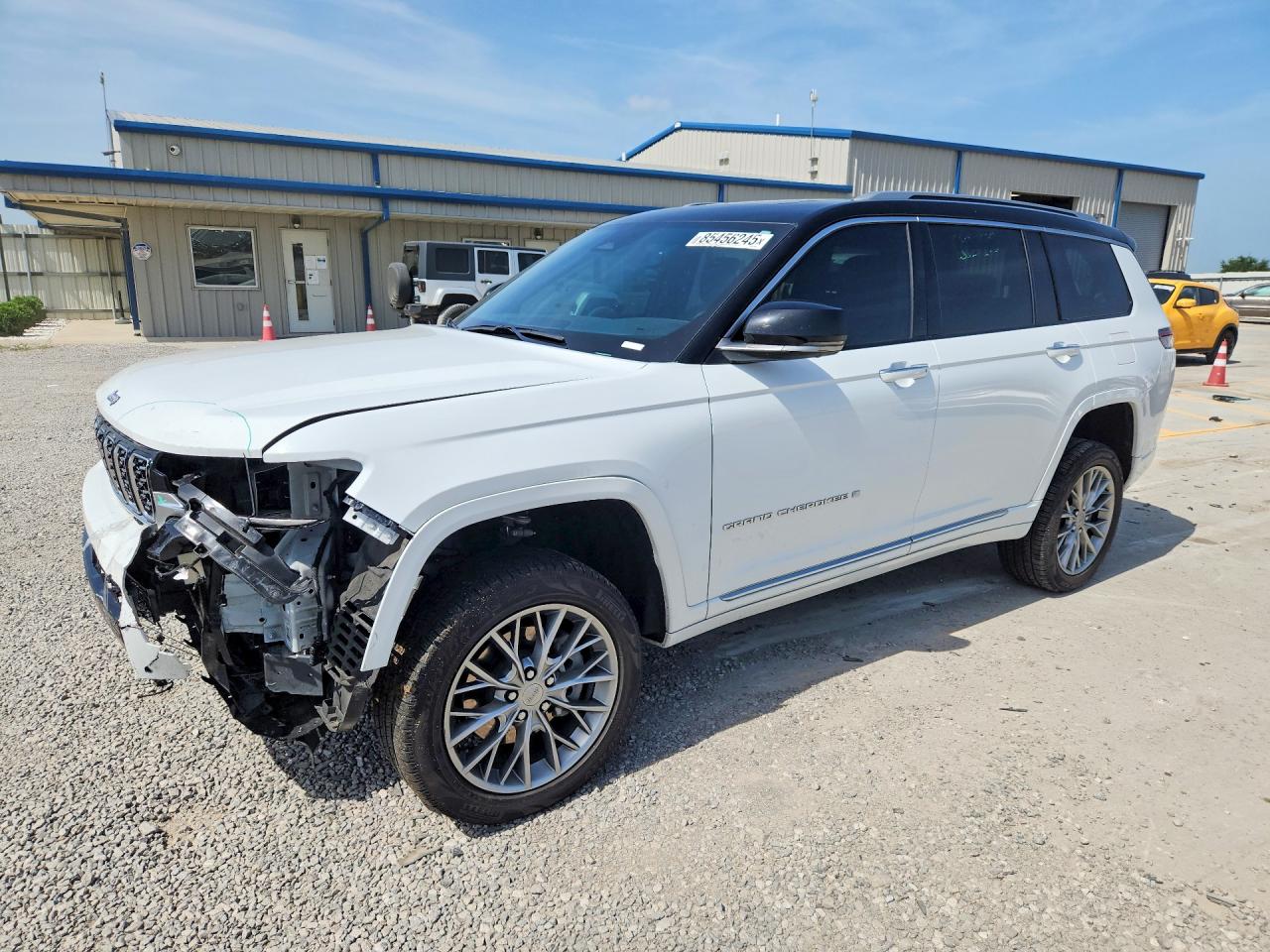 2023 JEEP GRAND CHEROKEE L SUMMIT