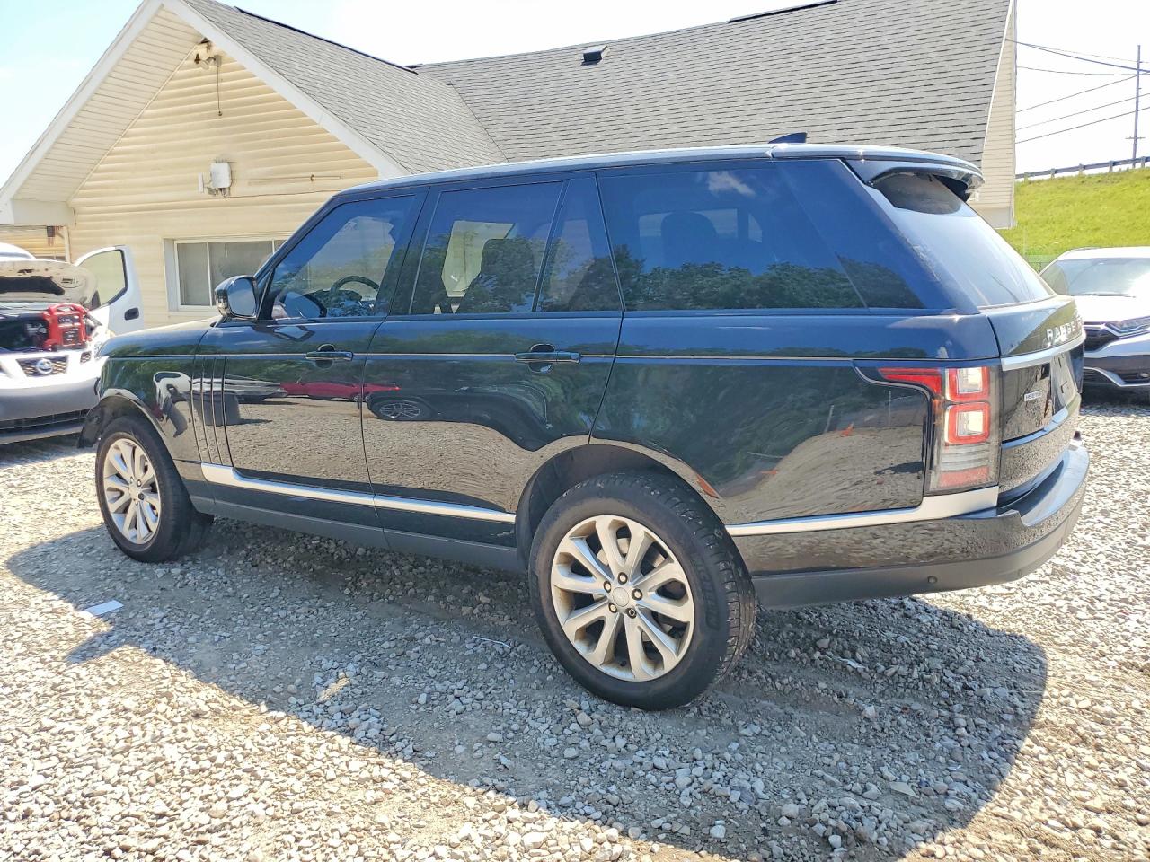 2017 LAND ROVER RANGE ROVER HSE — снимка 2