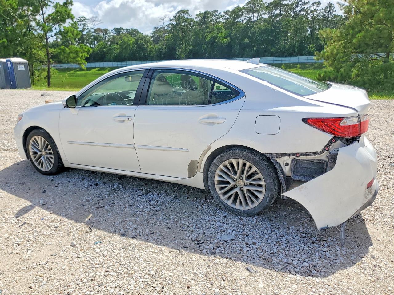 2015 LEXUS ES 350 — снимка 2
