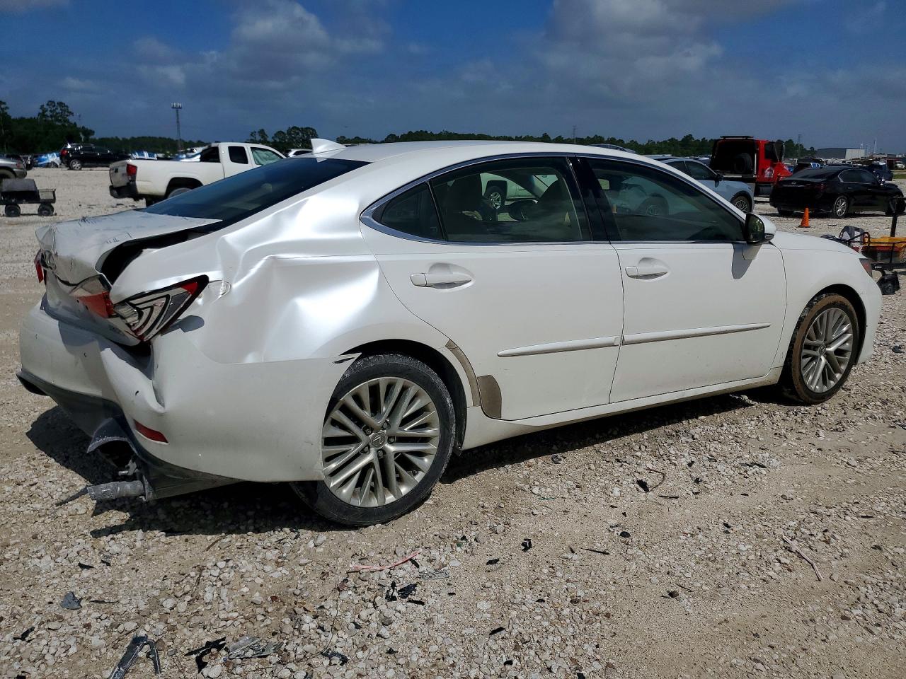 2015 LEXUS ES 350 — снимка 3